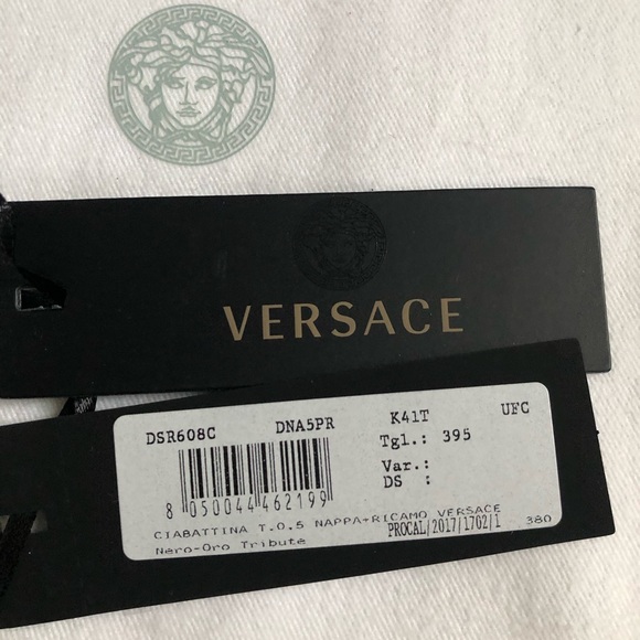 Versace Logo Embroidered Slides - Picture 10 of 13